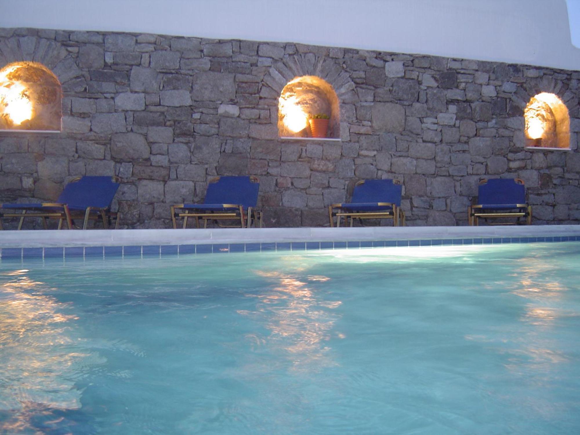 Yanna Asteri Suites Орнос Екстериор снимка